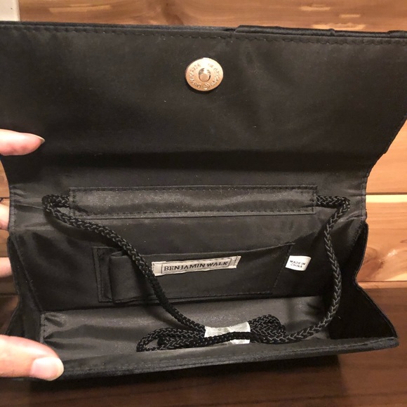 NWOT. Evening clutch - Picture 3 of 3